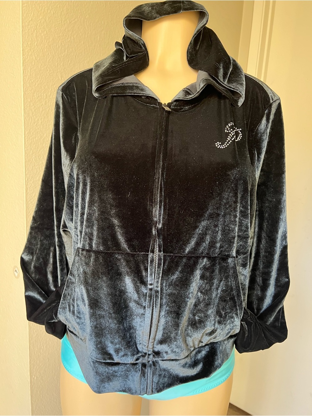 PINK Victoria's Secret Black Velvet Teddy Zip-Up Jacket with Rhinestone R